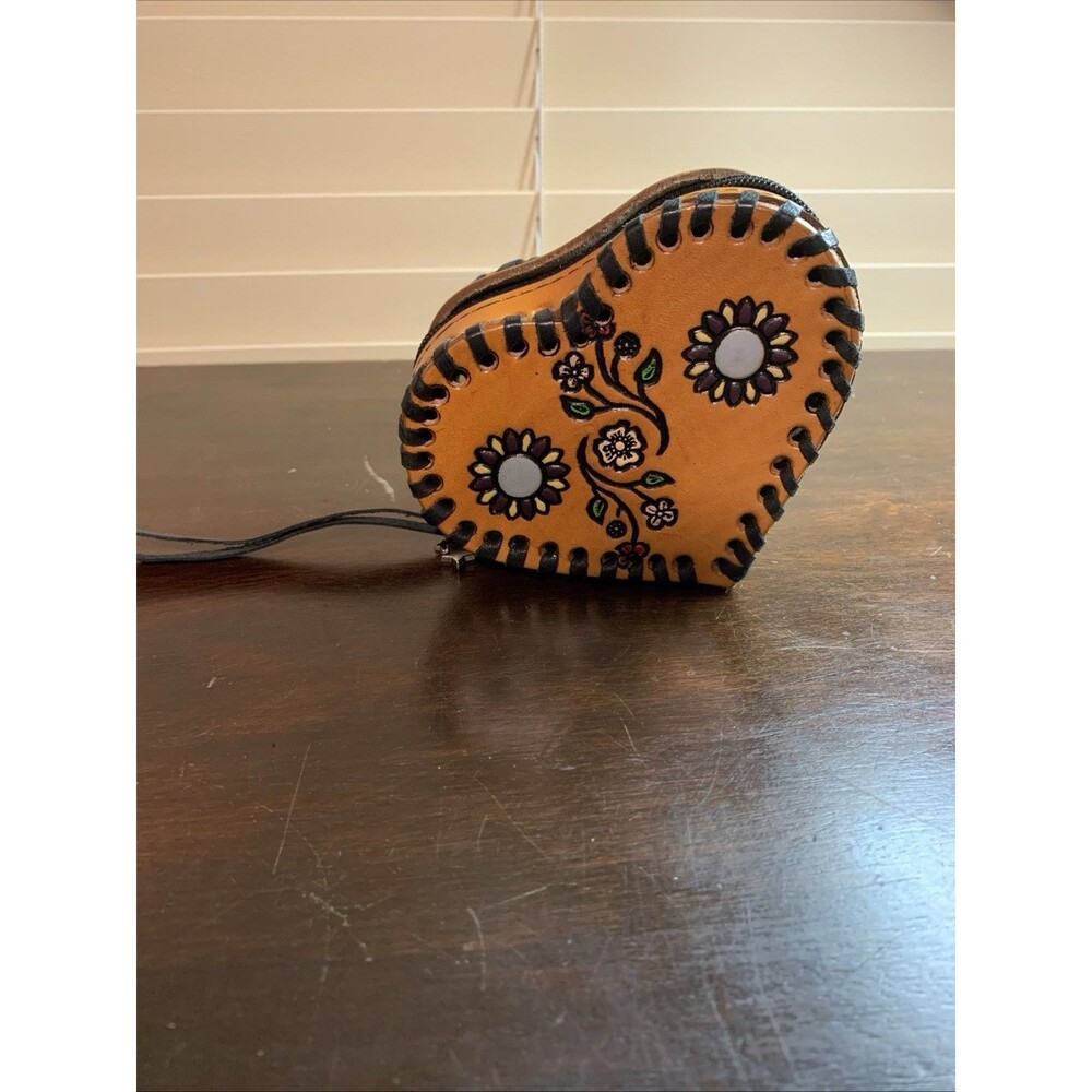 Little Girls Heart Shaped Tooled Flower Leather Wristlet